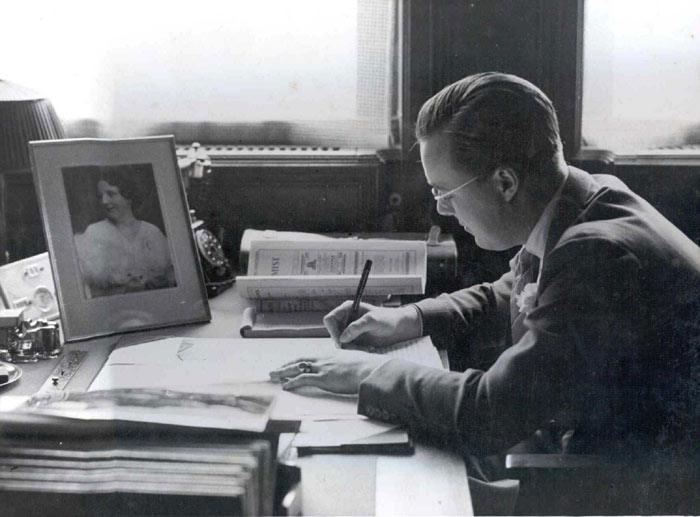 Prins_Bernhard_tijdens_stage_Nederlandsche_Handel-